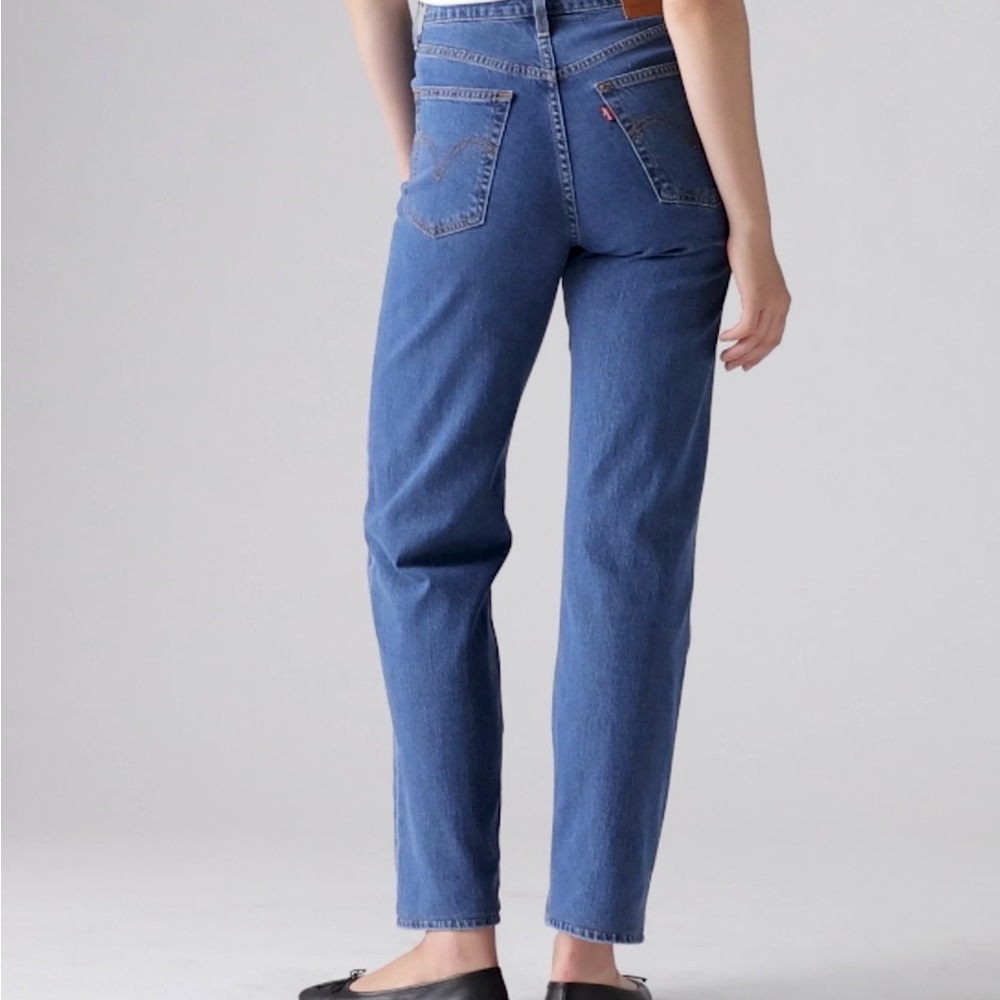 Levi's Ribcage Straight Ankle Jeans - Picture 8 of 8